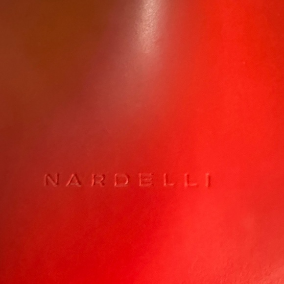 Chic Red Leather Shoulder Bag - Picture 3 of 6